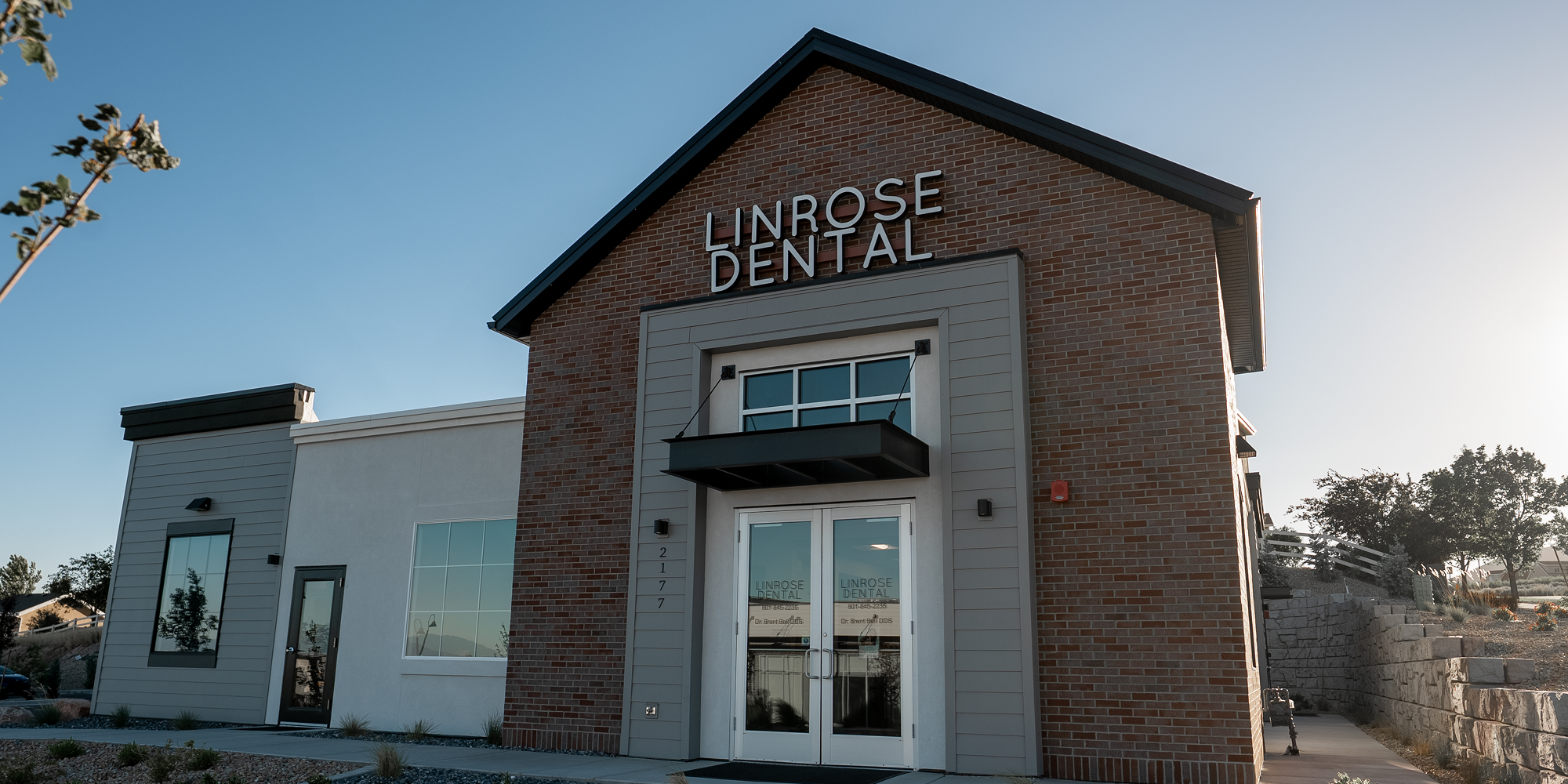 Exterior of Linrose Dental Office